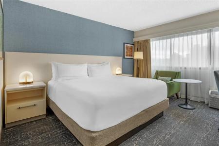 DoubleTree by Hilton City Center - 76