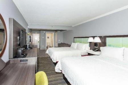 Hampton Inn - 111