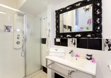La Piazzetta Guest House - 7