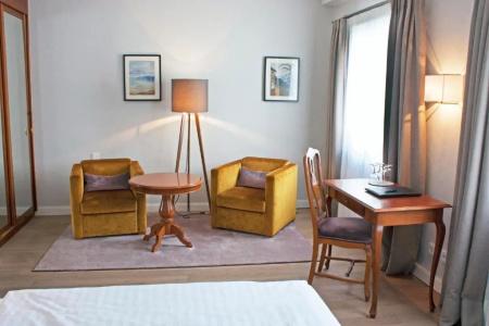 Bayerischer Hof - 60