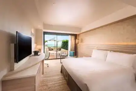 DoubleTree by Hilton Okinawa Chatan Resort - 47