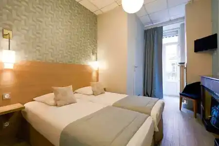 Hôtel du Dauphin - 43