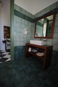 Metohi Georgila - 101