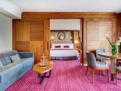Fairmont Grand Geneva - 53