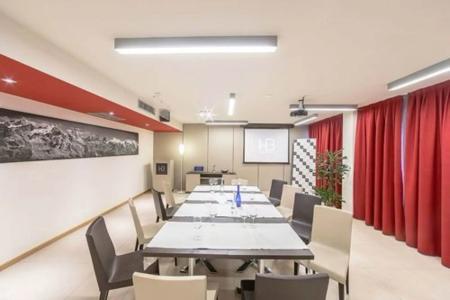 Hb Aosta & Balcony Spa - 17