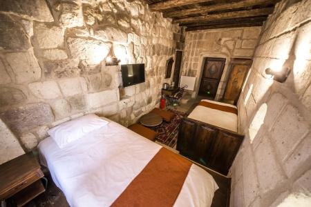 Harkasos Cave - 2