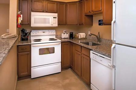 Best Western Ambassador Inn & Suites - 186