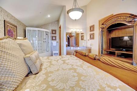 Grand Crowne by Capital Vacations - 181