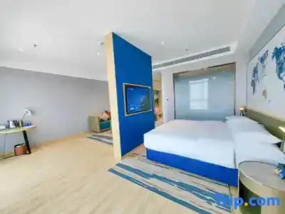 SeaCono Patong Beach Front - 185
