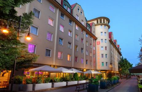 Leonardo Budapest - 48