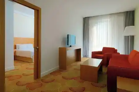 Courtyard by Marriott Budapest City Center - 61