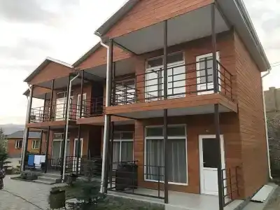 Курорт Алтын Булак на берегу озера - 1