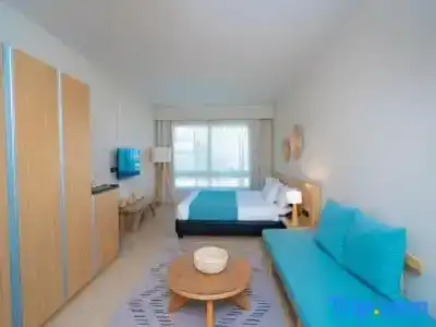Redcon Suites - 30