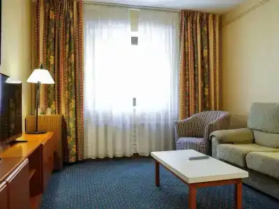 Mercure - 25