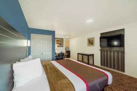 High Five Inn - 29
