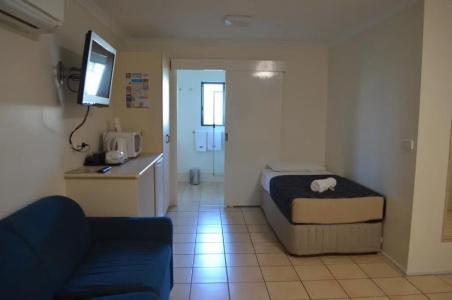Rockhampton Palms Motor Inn - 31