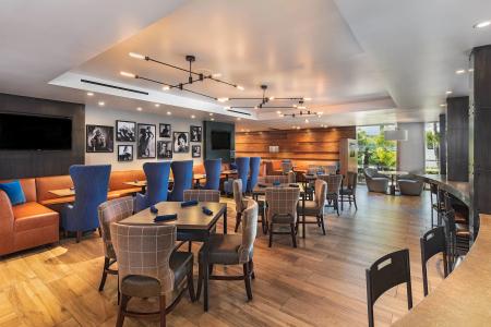 Four Points by Sheraton Los Angeles Westside - 24