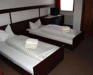 Einfelder Hof garni - 4