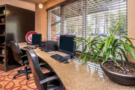 Comfort Suites Airport Convention Center - 14