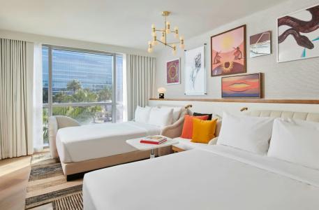 Virgins Las Vegas, Curio Collection by Hilton - 45