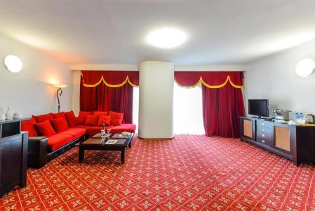 Phoenicia Grand - 48