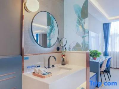 Nishitetsu Resort Inn Naha - 63