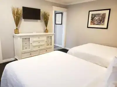 Coronado Inn - 27