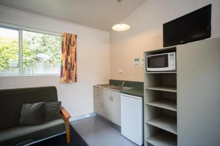 Nelson City Top 10 Holiday Park - 77