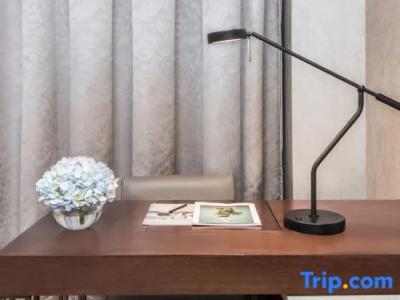 Ascott Raffles City - 83