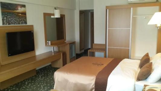 Grand Cali - 36