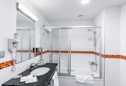 Courtyard by Marriott Pilsen - 55