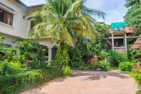 La Maison du Passant - 18