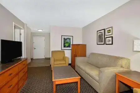 La Quinta Inn by Wyndham Tucson East - 51
