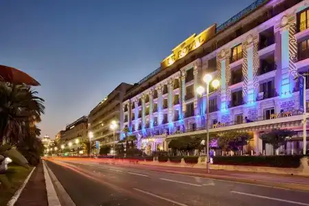 Hôtel Le Royal Promenade des Anglais - 1
