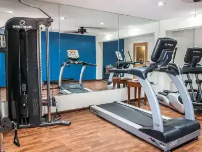 Comfort Inn South - 17