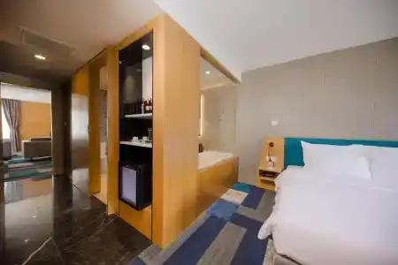 Quinter Central Nha Trang - 33