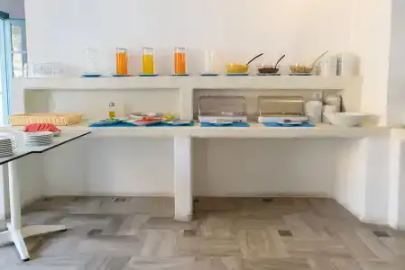 Iris Boutique - 17
