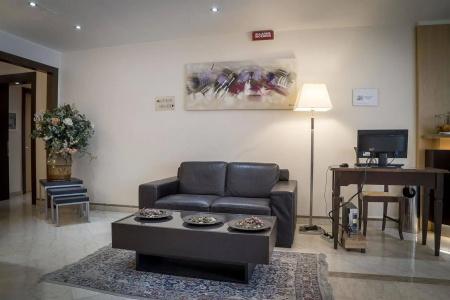 Suites & Residence - 27