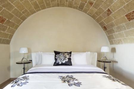 Moni Emvasis Luxury Suites - 62