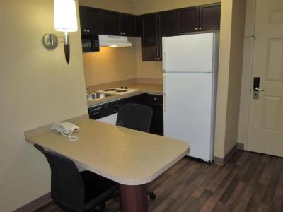 Extended Stay America Suites - Phoenix - Chandler - E Chandler Blvd - 34