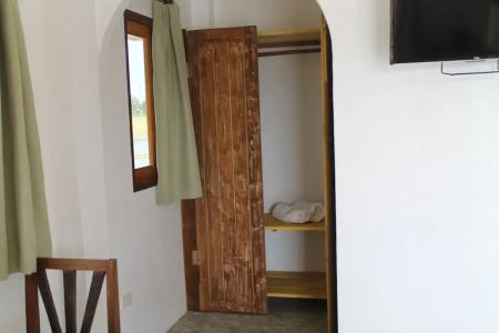 Country Retreat - 128