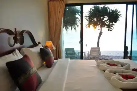 Lanta Seafront Resort - 25
