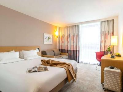 Novotel Edinburgh Park - 49