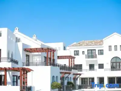 Aegean Suites Sanya Yalong Bay Resort - 1