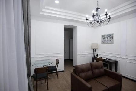 Boutique Living - 123