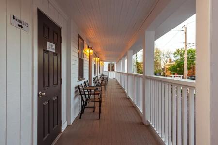 Eagle House - 33