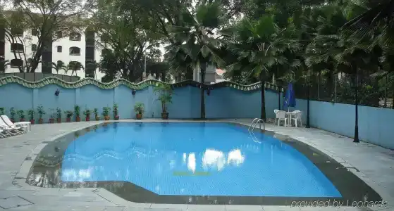 Royal (SG Clean, Staycation Approved) - 16