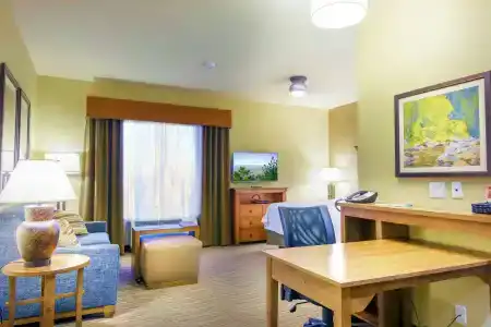 Homewood Suites by Hilton - 4