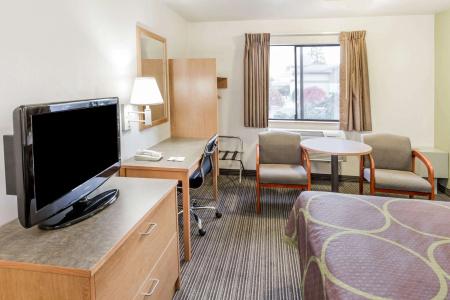 Super 8 by Wyndham - 2