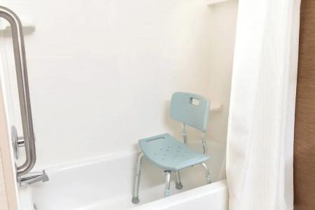 Fairfield Inn & Suites - 39